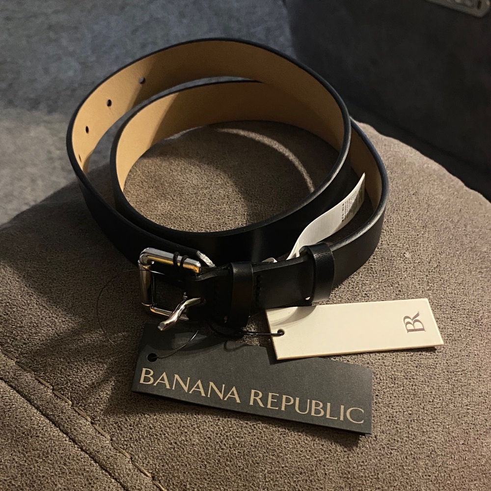 Banana Republic Classic Black Leather Belt